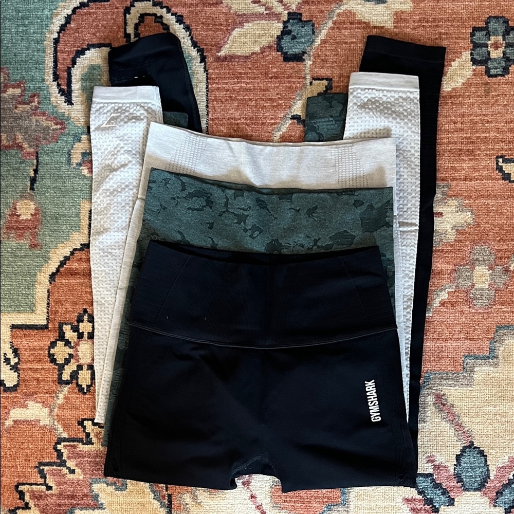Gymshark Black, Green & Light Gray Leggings bundle